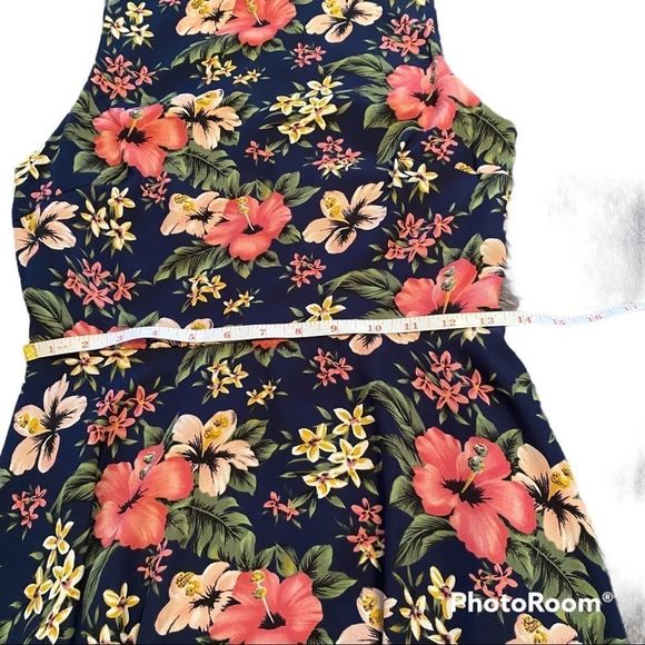 Jella Couture Floral dress - Picture 5 of 9